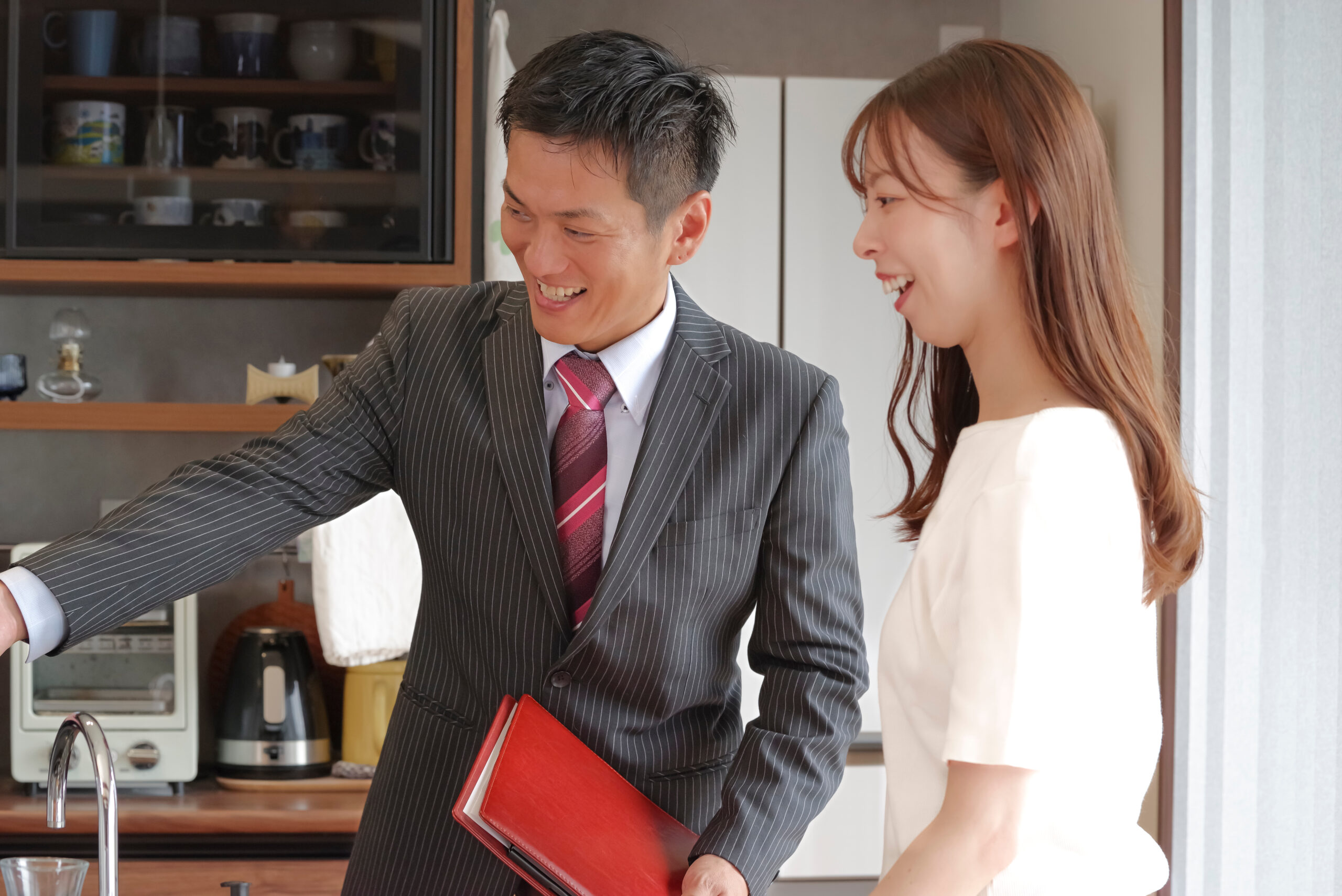 【不動産賃貸仲介会社向け】成功会社に学ぶ！付帯商品の売り方大公開（DVD-R） 94.1%が不満経験】中央区で信頼できる賃貸仲介会社の見極め方｜契約